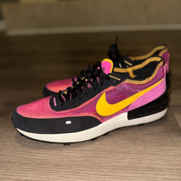 Nike Waffle One - Picture 2 of 2